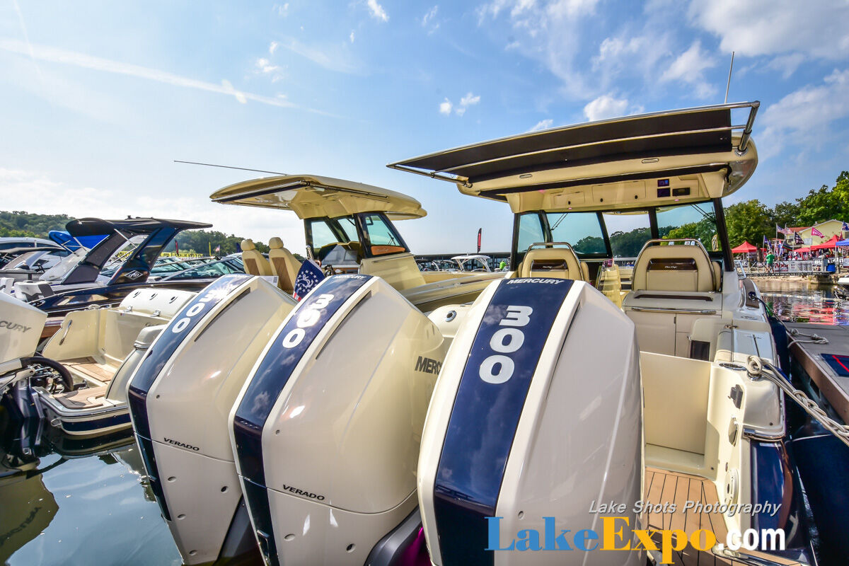 Fall In Water Boat Show-023.jpg
